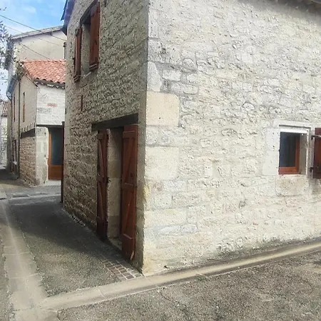 De L'aiguillier Castelnau-Montratier