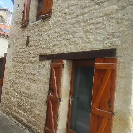 Apartment De L'aiguillier *